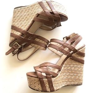 Soda camel wedges